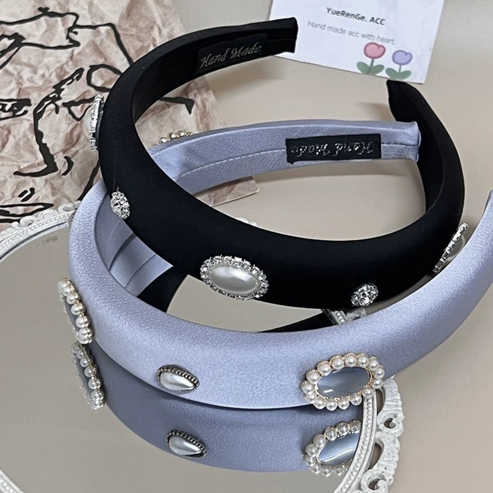 Coming soon outique —Two Luxury Handband